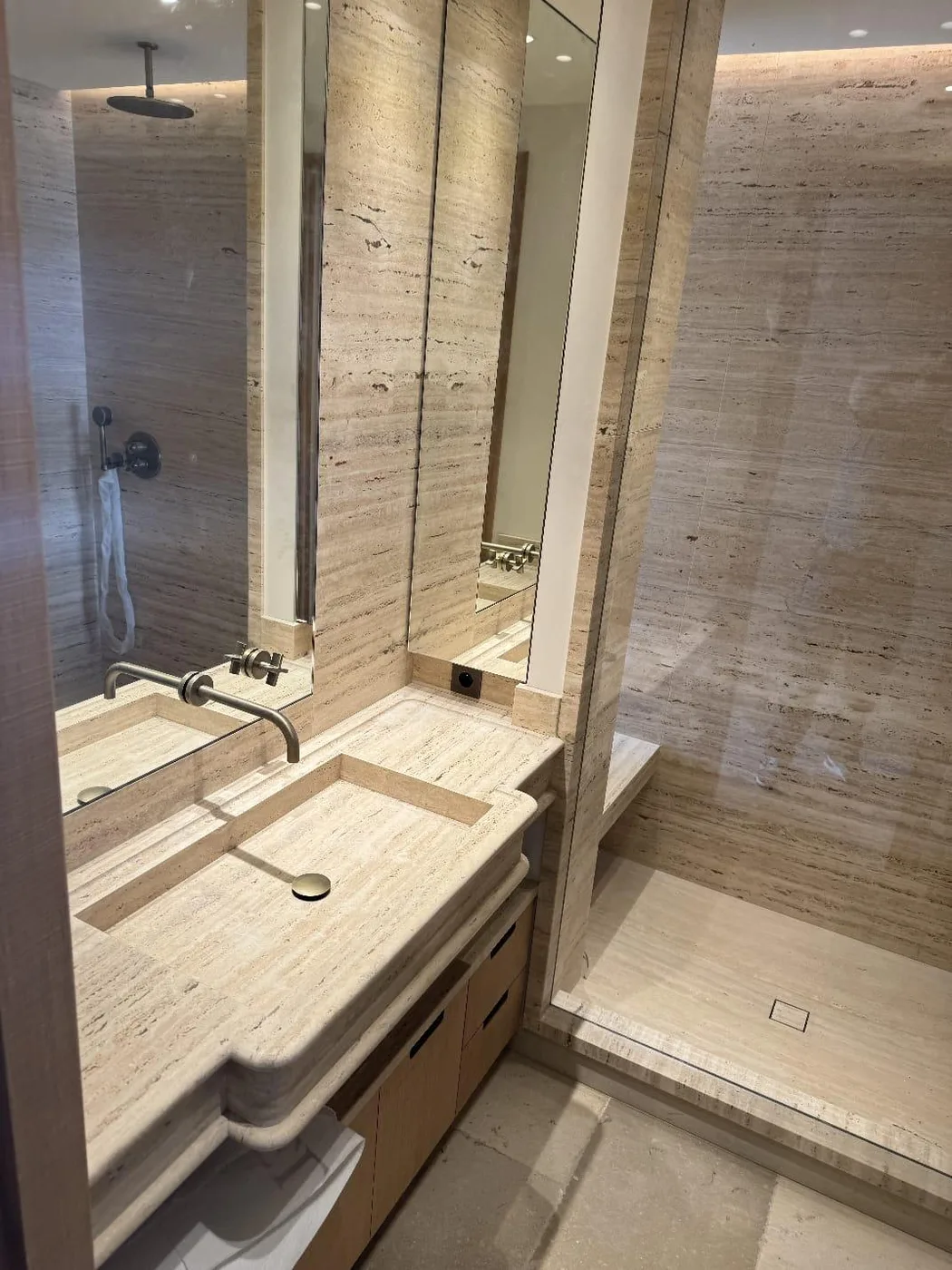 Salles de bains clé en main — réalisation VAT BÂTIMENT